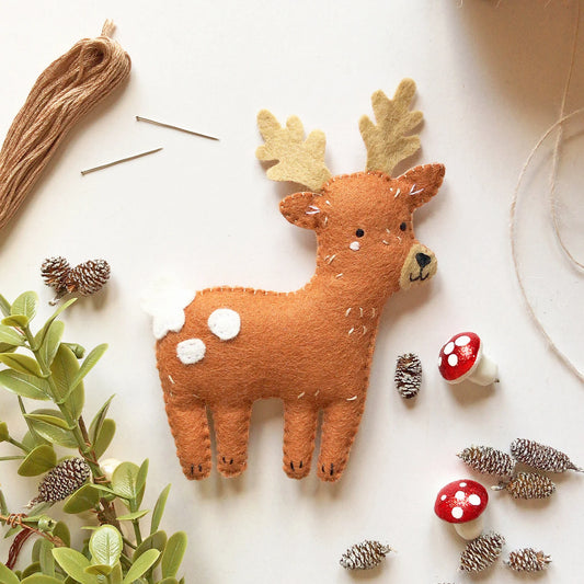Seamus the Stag Felt DIY Sewing Kit