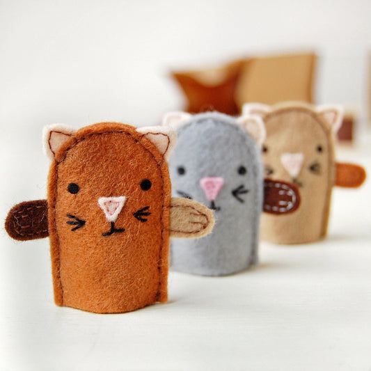 Make Your Own Finger Puppets (Kittens)